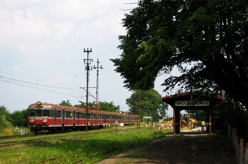 EN57-1166