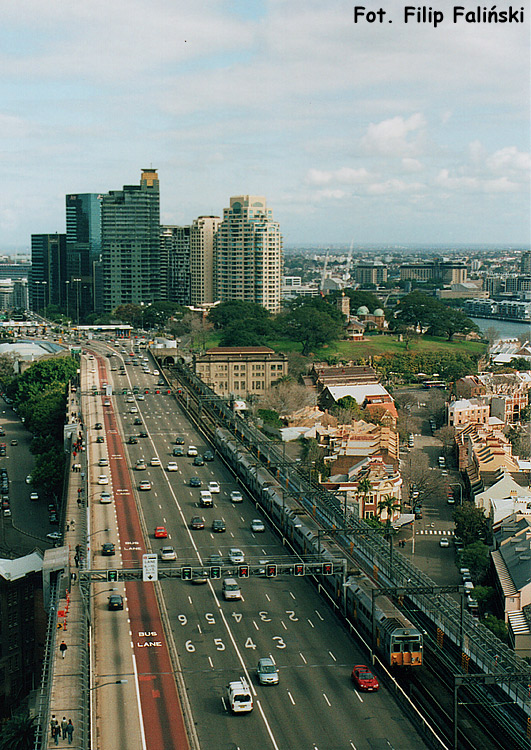 Widok z Harbour Bridge