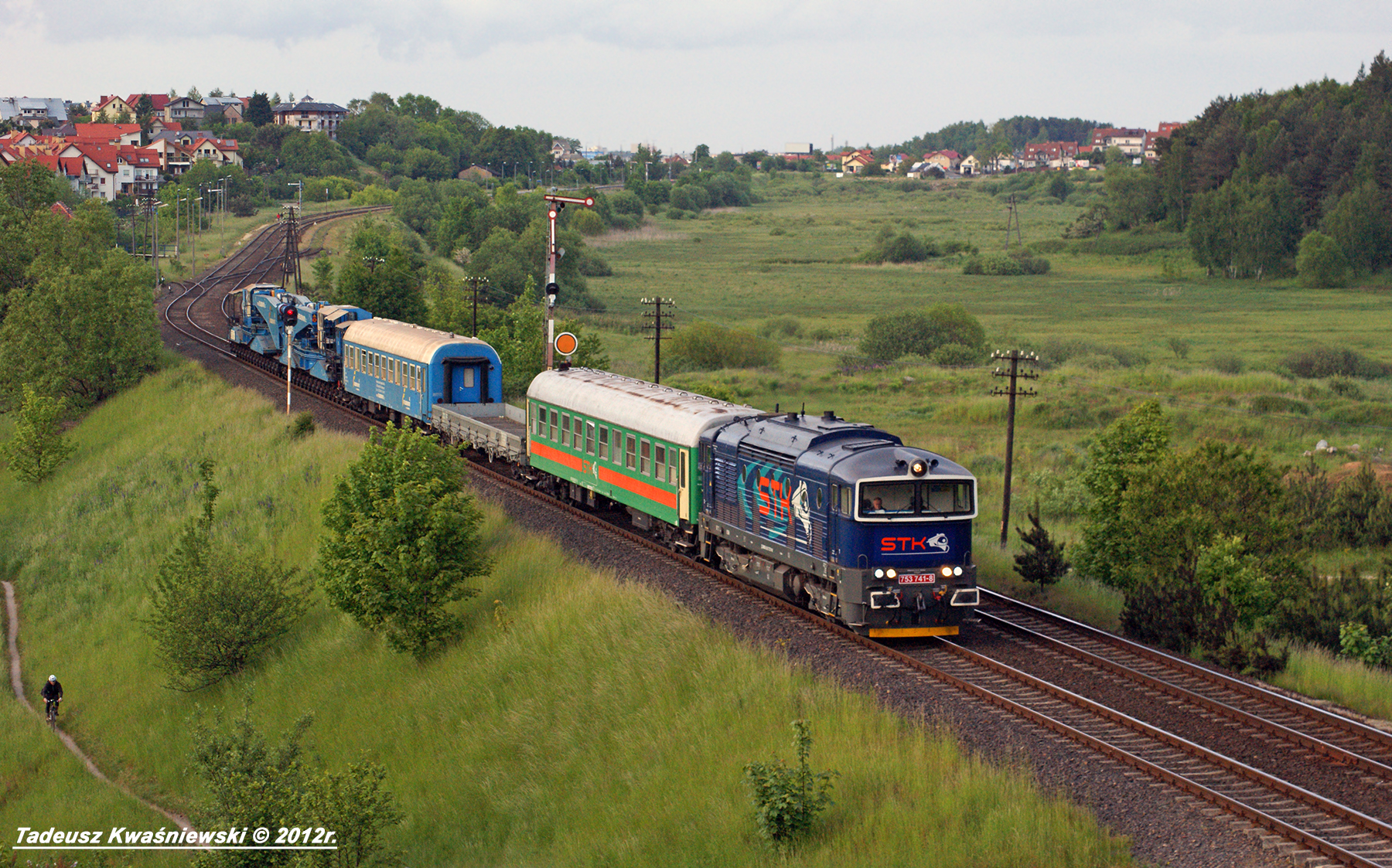 753 741-8