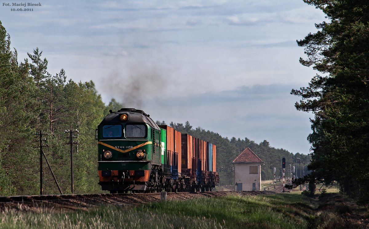 ST44-1106
