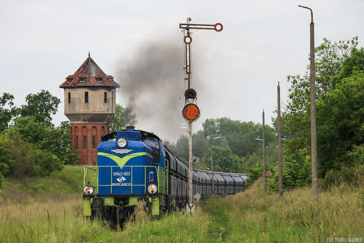 SM42-923