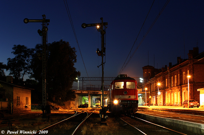 232 592-6