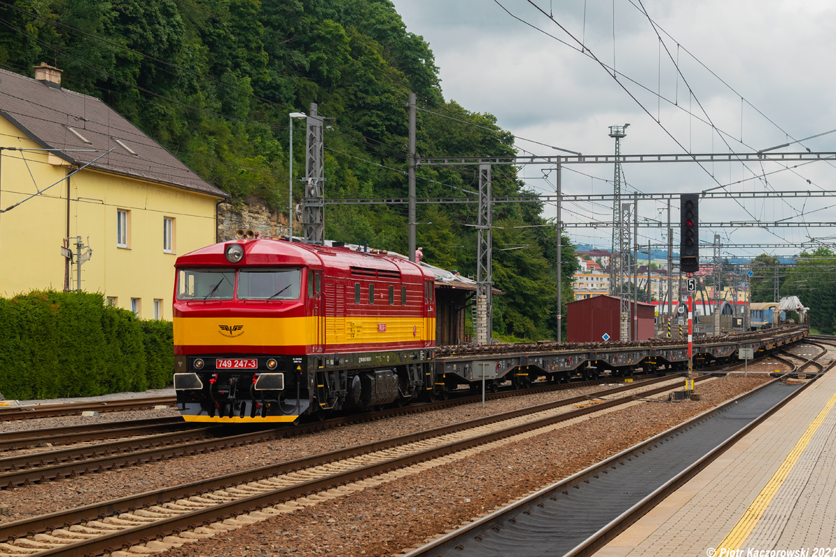 749 247-3