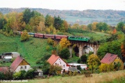 SU46-053