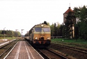 SU46-049