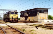 ST44-208