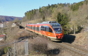 644 543