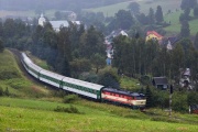 749 261-4